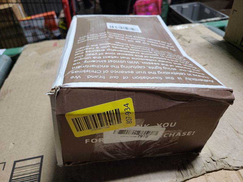 Photo 1 of 1500 LED 502ft Outdoor Christmas Lights Super Long String Lights 8 Modes Timer Memory, Outsite Waterproof Dark Green Wire Fairy Light Strings for Xmas Tree Wedding Holiday Party Decorations Cool White