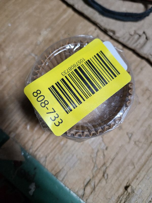 Photo 1 of 100-Pack Premium Neutral Paper Muffin Liners, Cupcake Baking Liners Unbleached, Cupcake Wrappers, Grease-Resistant Muffin Liners