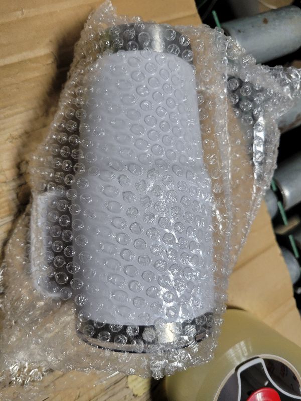 Photo 1 of 20oz Tumbler with Handle & Lid, Insulated Stainless Steel Travel Mug, Leakproof Cup for Coffee & Tea, BPA-Free Double-Wall Vacuum Tumblers for Hot/Cold Drinks, Commuter, Gym, Office, White 1 Pack