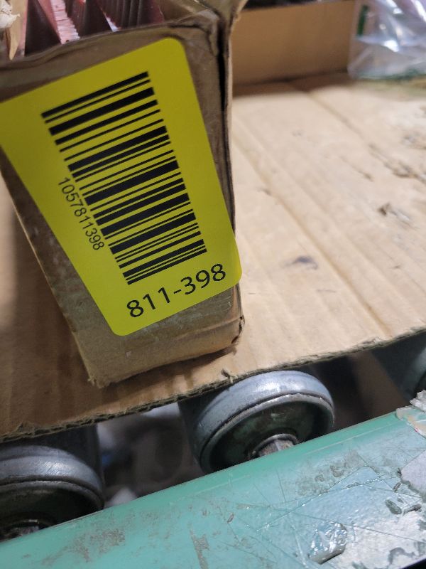 Photo 1 of 20 Pack 20 Ft Bird Spikes Defender Cats Scare Spikes, Critters Anti-Climbing Protect Fence Walls, Railing, Walls and Roof