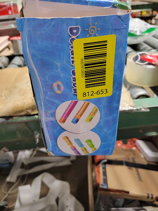 Photo 1 of 18pcs Water  Blaster Toys - 6 Colors Water Squirter for Kids 40ft Squirt Gun for 3-6-8-12 Girls BoysTeens Adults, Water Blaster for Swimming Pool Beach Oceans Summer Party Games Yards Outdoor