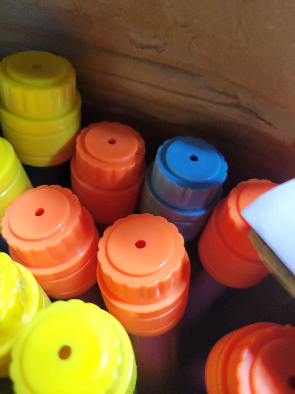 Photo 1 of 18pcs Water  Blaster Toys - 6 Colors Water Squirter for Kids 40ft Squirt Gun for 3-6-8-12 Girls BoysTeens Adults, Water Blaster for Swimming Pool Beach Oceans Summer Party Games Yards Outdoor