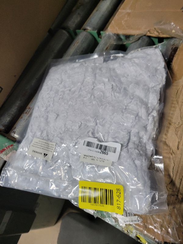 Photo 1 of 1000 sqft Spider Webs Halloween Decorations Bonus with 30 Fake Spiders, Super Stretch Cobwebs for Halloween Indoor and Outdoor Party Supplies