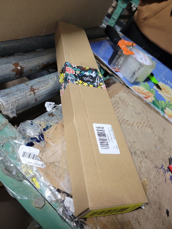 Photo 1 of 115 PCS Black Pampas Grass Bouquet, Boho Table Decor, Black Bunny Tails Dried Flowers, Dried Pampas Grass for Weddings, Home Decor, Rustic Parties, and Baby Shower Decorations