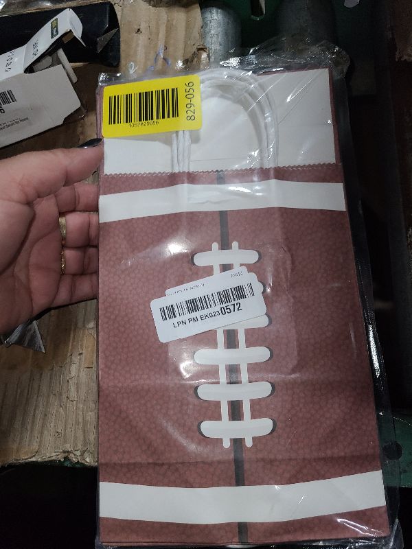 Photo 1 of 16 PCS Football Party Bags