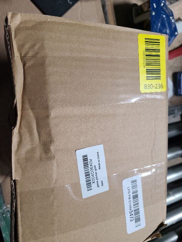 Photo 1 of 2 Pack 2 Liters/68 oz Square Glass Pitcher with Lid and Handle for Fridge, Iced Tea and Coffee Carafe Beverage Serveware, Heat Resistant Borosilicate Water Gold Jug for Hot/Cold Drinks and Milk