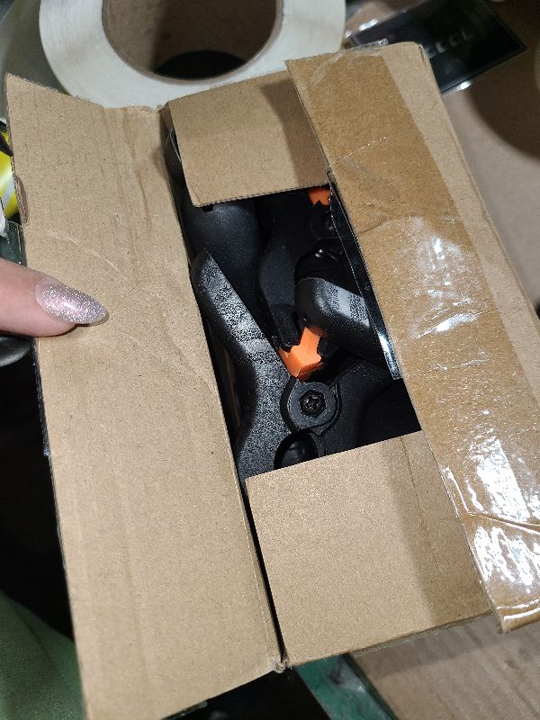 Photo 1 of 10 Pack Spring Clamps Heavy Duty - Assorted Sizes Spring Clips Plastic 6.5 Inches, 4.5 Inches, 3.5 Inches Set - Backdrop Clips Small Clamps For Crafts Woodworking Background