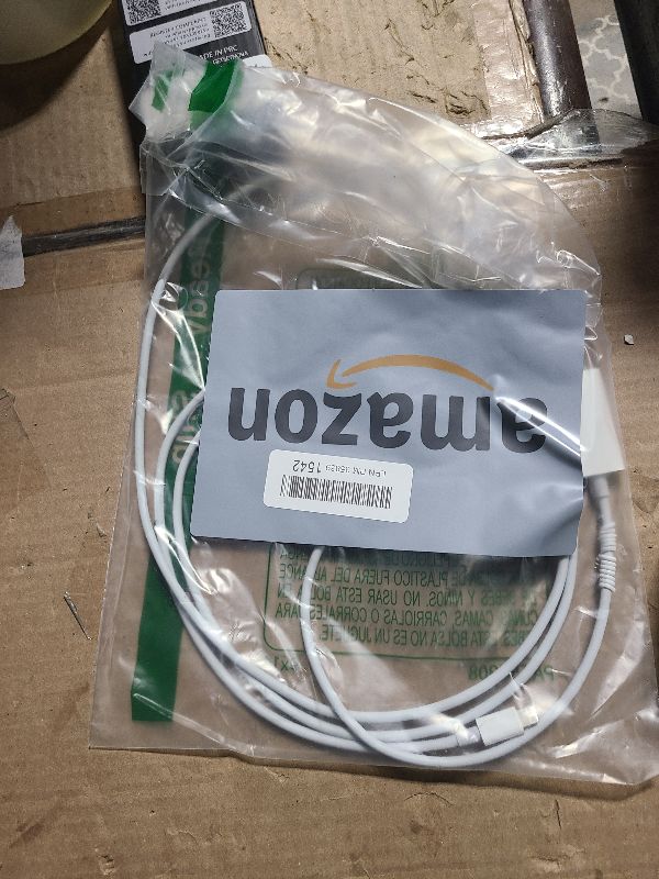 Photo 1 of [Apple MFi Certified] Apple Lightning to HDMI Cable Adapter for iPhone to TV, 1080P Digital AV Adapter Sync Screen Connector Compatible for iPhone 14 13 12 11 Pro Max XS XR X 8 to TV Projector Monitor