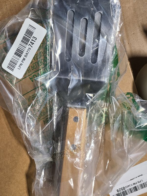 Photo 1 of 2 Pieces Stainless Steel Spatula Set,Metal Spatula for Cast Iron Skillet,Metal Spatula for Cooking with Wooden Handle,Metal Spatulas for kitchen use for Pancakes,Frying steak,Burger and Desserts