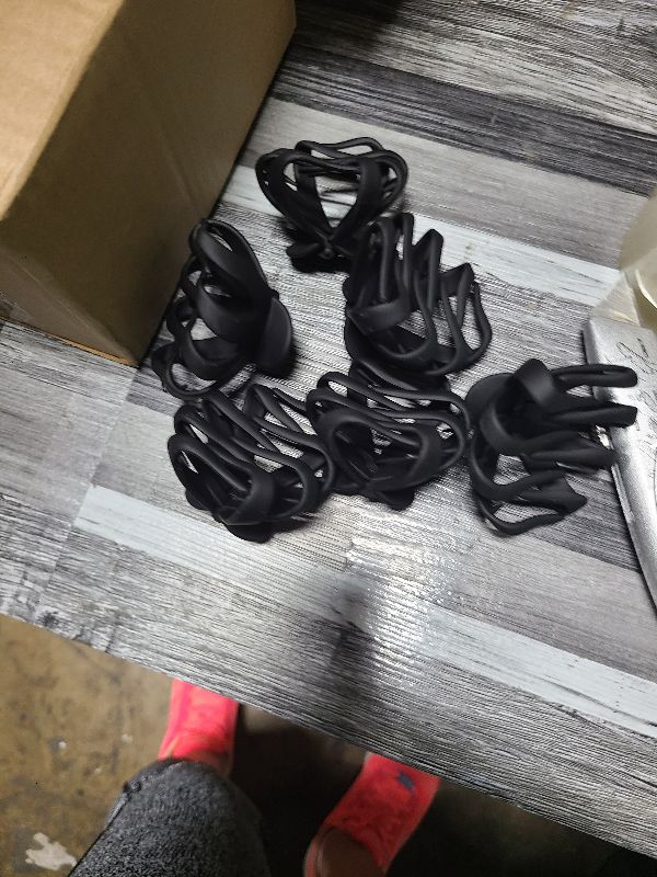 Photo 1 of 2.8 Inch Medium Octopus Hair Clips for Women, Black Matte Hair Claw Clips for Thin Fine Hair, Strong Hold Non-slip Spider Hairclips Jaw Clip