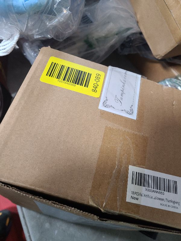 Photo 1 of 18 PCS Velvet Pumpkins for Fall Table Decor, Artificial Pumpkins, Faux Fake Pumpkin Home Decorations for Autumn Harvest, Thanksgiving, Wedding, Halloween, Table Centerpieces (Multi-Color Velvet)