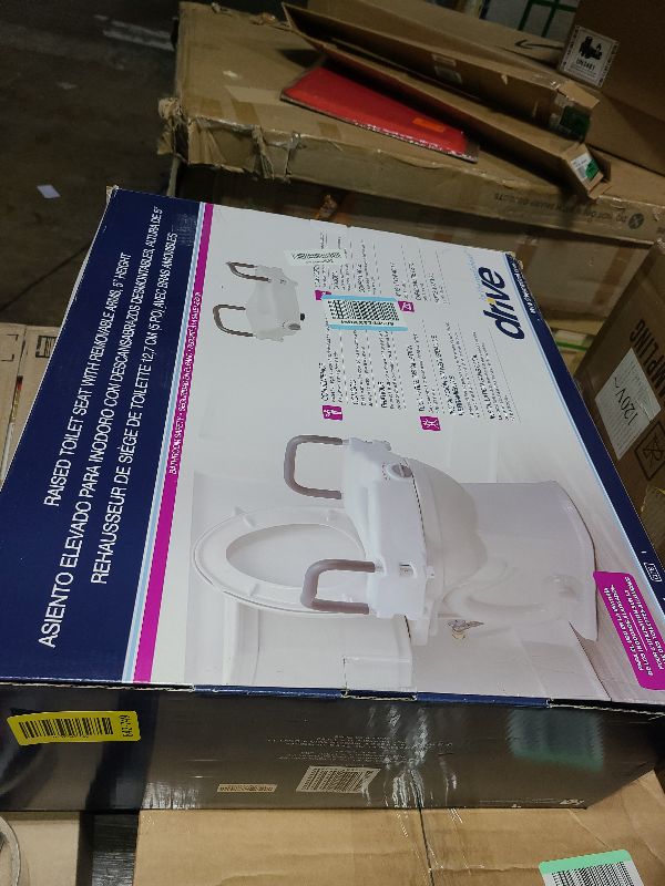 Photo 1 of 2-in-1 Locking Raised Toilet Seat with Tool-free Removable Arms