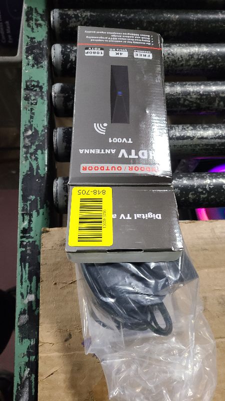 Photo 1 of 2025 Antenna for Smart TV for Local Channels,TV Antenna Indoor for Long Range Reception, Digital Antenna for Easy Installation and All Smart/Old TVs, Supports 4K 1080P HD VHF UHF