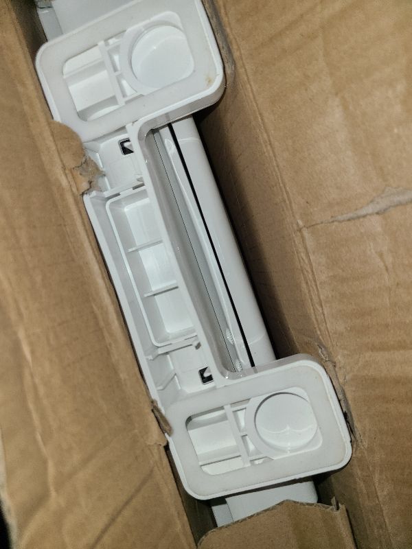 Photo 1 of 17 in Toilet Seat with Cover Soft Close, Toilet Lid Slow Close Quiet No, Easy Installation & Release,Safe PP Material Easy Clean, Comfortable Ergonomic Design, Suitable to Round Toilets,White