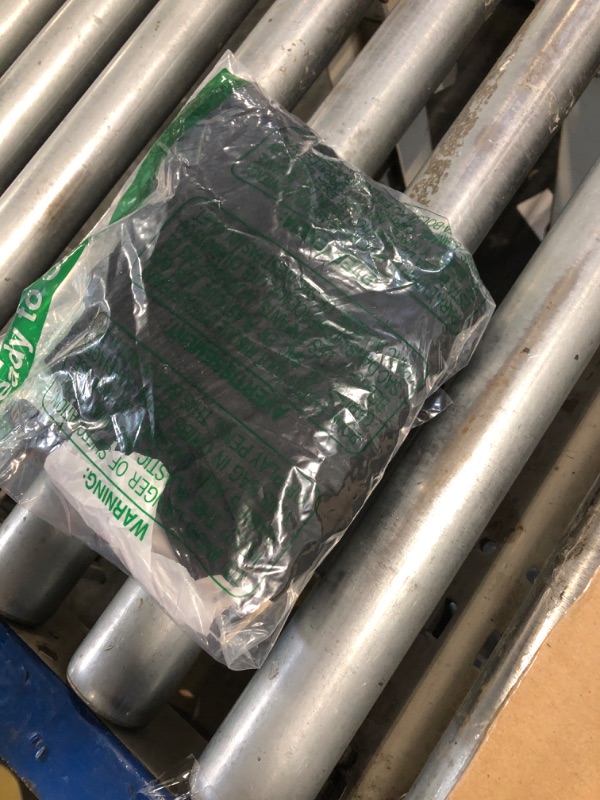 Photo 1 of *****MINOR DAMAGE**** PUMA Men's Essentials Woven 9" Shorts, Black SS25, Medium