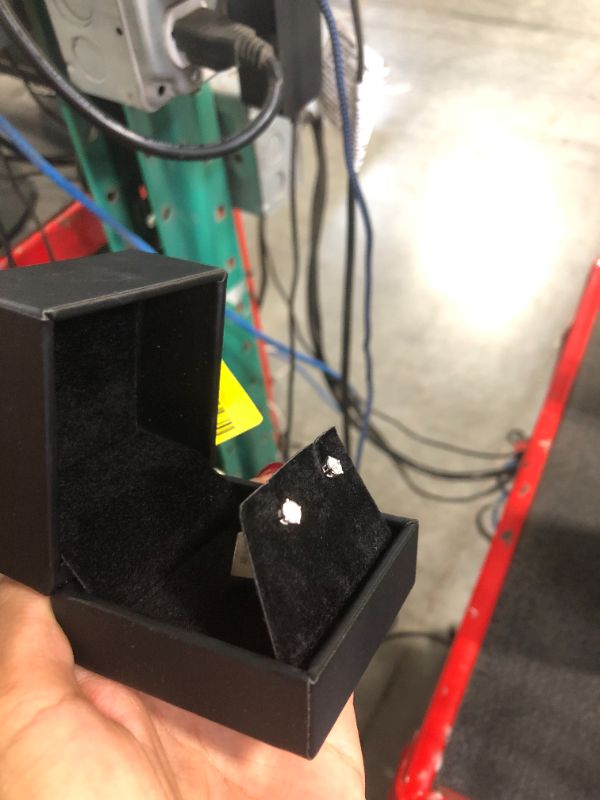 Photo 1 of ** small** Amazon Essentials White Gold Round-Cut Diamond Stud Earrings (1 cttw, J-K Color, I2-I3 Clarity) (previously Amazon Collection)