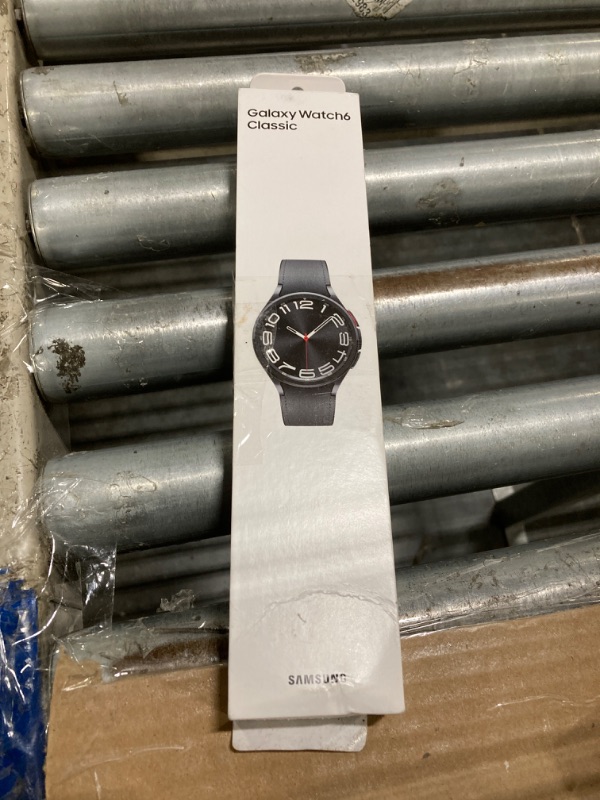 Photo 1 of ***VERY USED***Samsung Galaxy Watch Active 2 (40mm, GPS, Bluetooth) Smart Watch with Advanced Health Monitoring, Fitness Tracking, and Long Lasting Battery, Black, SM-R830NZKCXAR
