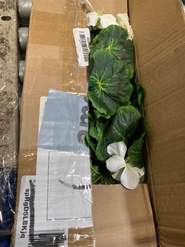 Photo 1 of *****MISSING PCS****Dophinena Pack of 4 - Artificial Geraniums Bundles Full Blooms Silk Flower Plants Geranium Bush Red Color for Home Garden Wedding Indoor Outdoor Decor (White - Pack of 4)