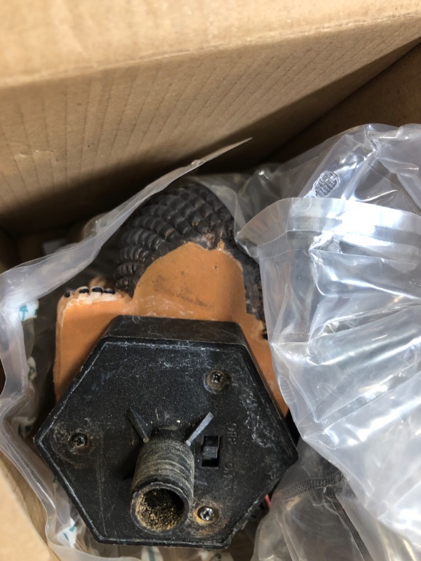 Photo 1 of ***VERY USED***Squirrel Solar Garden Lights,Upgraded Outdoor Decor Solar Squirrel Stake Lights Waterproof Squirrel Decorative Lights for Yard Patio Garden Lawn Decor -1 Pack