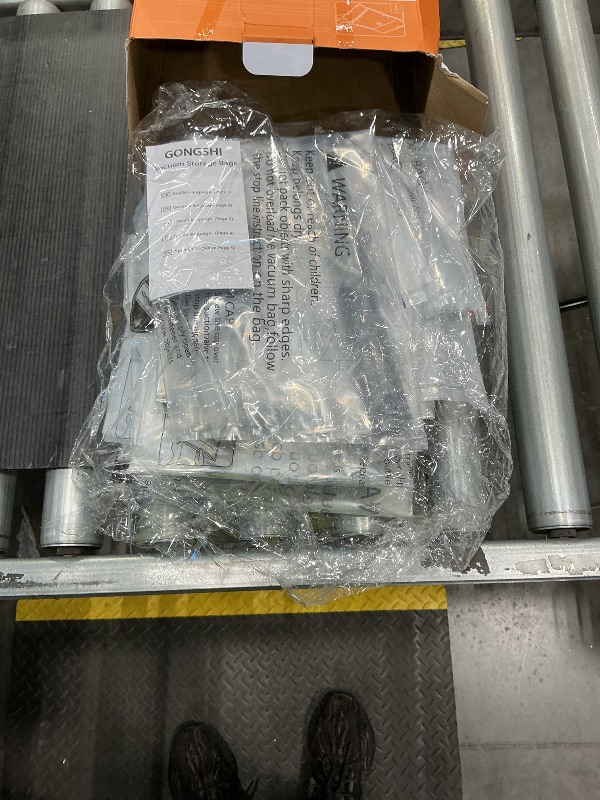 Photo 1 of *Missing Parts*
24 Pack Vacuum Storage Bags with Electric Pump, (5 Jumbo, 5 Large, 5 Medium, 5 Small, 4 Roll Up Bags) Space Saver Bag for Clothes, Mattress, Blanket, Duvets, Pillows, Comforters,Travel