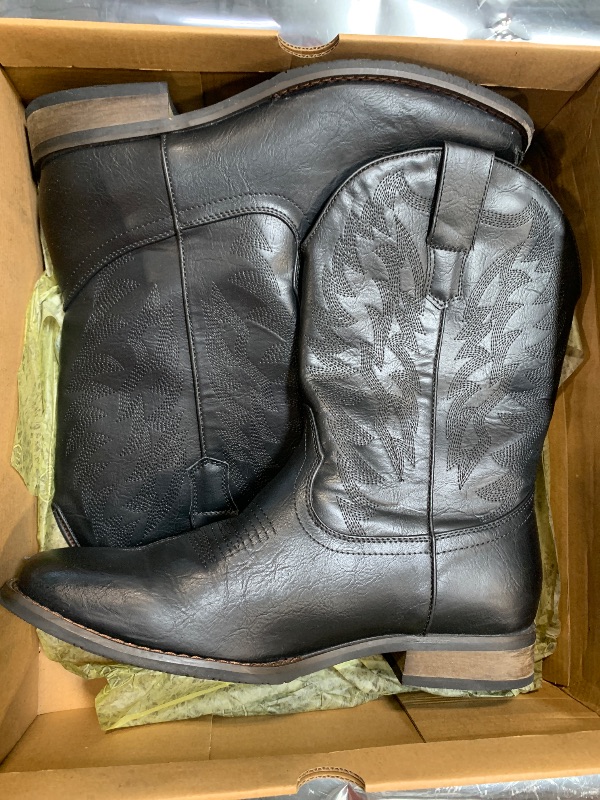 Photo 1 of ***minor wear*** IUV Cowboy Boots For Men Western Boot Durable Classic Embroidered Square Toe Traditional Boots
size: 10