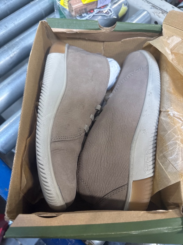 Photo 1 of * DIRTY/ USED*  KEEN Men's KNX Mid Top Leather Flexible Comfortable Chukka Boots, Brindle/Plaza Taupe, 9