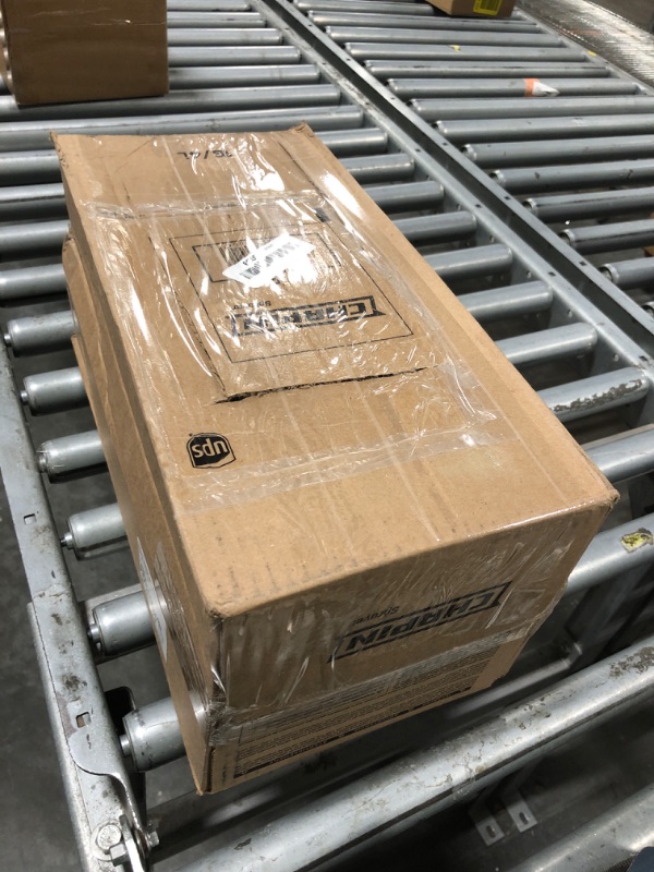 Photo 1 of *** no wand****Chapin 20004 Made in USA 1 -Gallon Lawn and Garden Pump Pressured Sprayer, for Spraying Plants, Garden Watering, Weeds and Pests