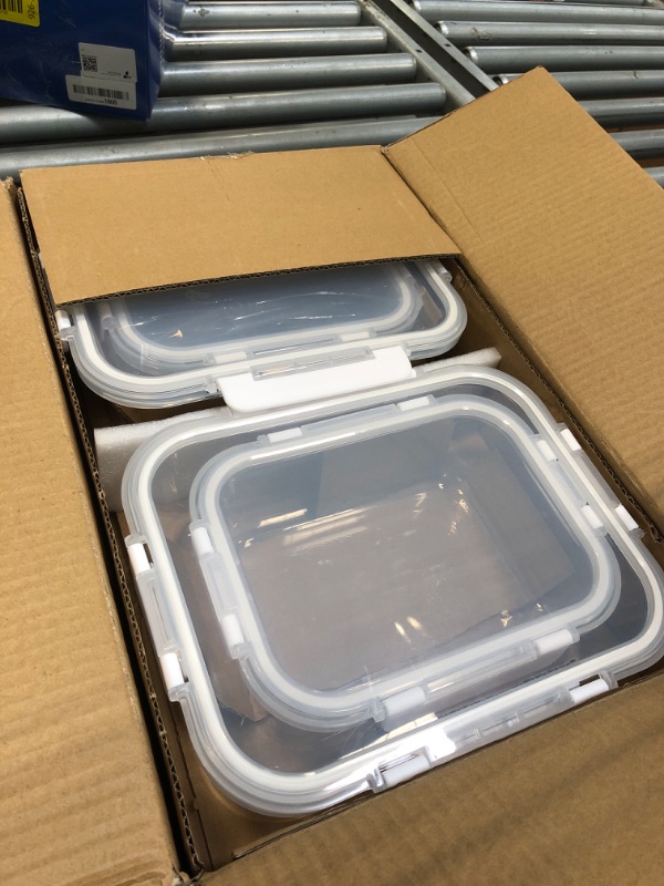 Photo 1 of [80 oz & 36 oz]Extra Large Glass Food Storage/Baking Containers Set with Lids, 2 Pack 80 oz(10 cup)&2 Pack 36 oz (4.5 cup)Airtight Glass Container,Microwave,Oven,Freezer and Dishwasher, White