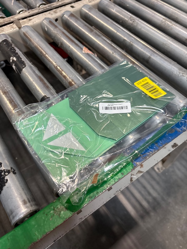 Photo 1 of 1 Pcs 6x6x3 Inch Green Magnetic Gift Box Small Magnetic Box with Crinkle Paper Green Small Gift Box with Shredded Paper Luxury Gift Boxes with Lids for Presents