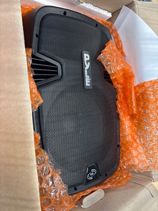 Photo 1 of **1 speaker only**
Pyle Wireless Portable PA System Kit - 1800W Peak, Bluetooth Compatible, Active + Passive Pair For Indoor / Outdoor Sound, Multiple Inputs-USB SD AUX XLR RCA, Comes With 2 Stands, Wired Mic, Remote,