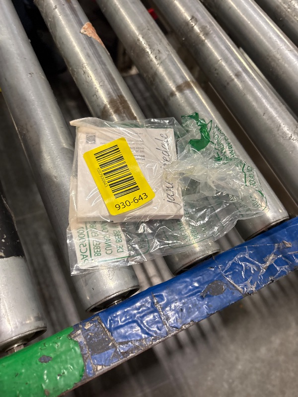 Photo 1 of Iredale Pure SPF 20 Pressed Powder Refill