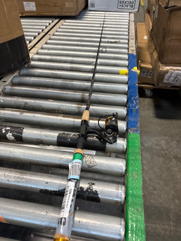 Photo 1 of *Missing handle for reel**
PENN 6'6" Battle IV Spinning Fishing Rod and Reel Combo Kit, 1000 Reel, CNC Gear Technology, Full Metal Body and Sideplate, HT-100 Drag System