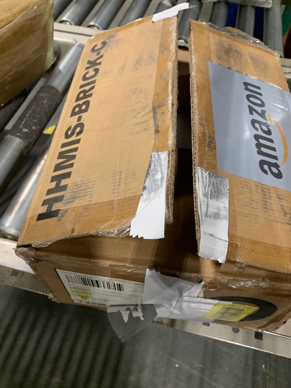 Photo 1 of SET IRON Weights for Weighted Vest
***UNKNOWN WEIGHT
***ITEM MAY VARY