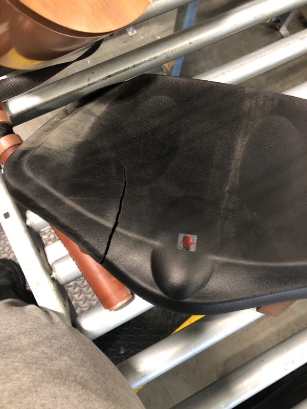 Photo 1 of ****MISSING SET********* CRACKED SEAT****BOTORRO Water Rowing Machines for Home, Rower Machine with 12 Propellers & 28L Large Water Tank, 6-Level Resistance, with Multifunctional Display and Adjustable Stand, Max Load 330LBS