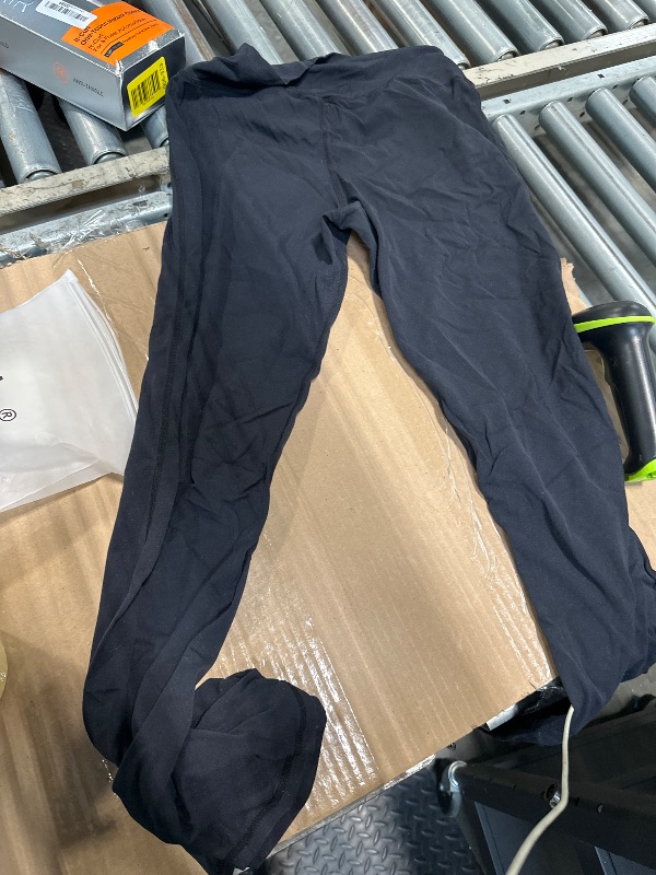 Photo 1 of ** USED** Sunzel High Waist Mini Flared Leggings for Women, Tummy Control Casual Flare Yoga Pants for Yoga Workout Gym 28" Black XL