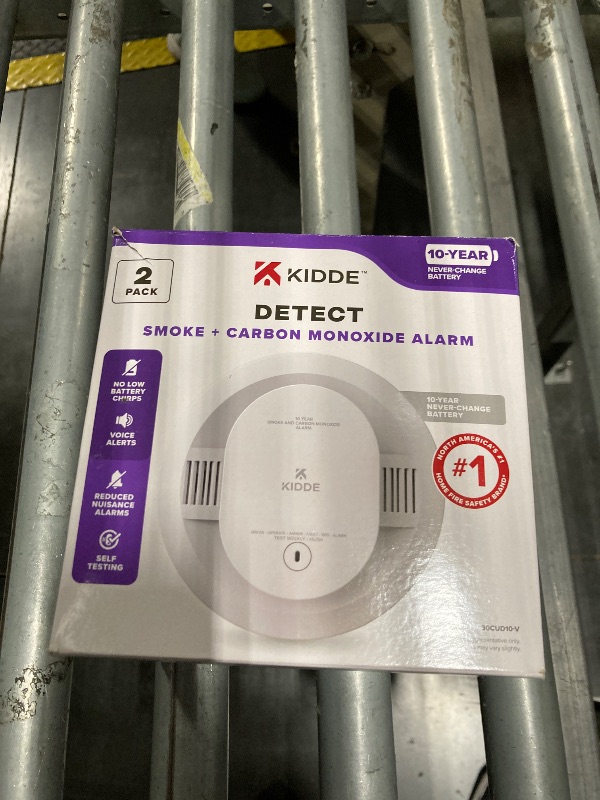 Photo 1 of ***missing parts*** Kidde Smoke & Carbon Monoxide Detector, 10-Year Battery Powered, Voice Alerts, LED Warning Light Indicators, 2 Pack