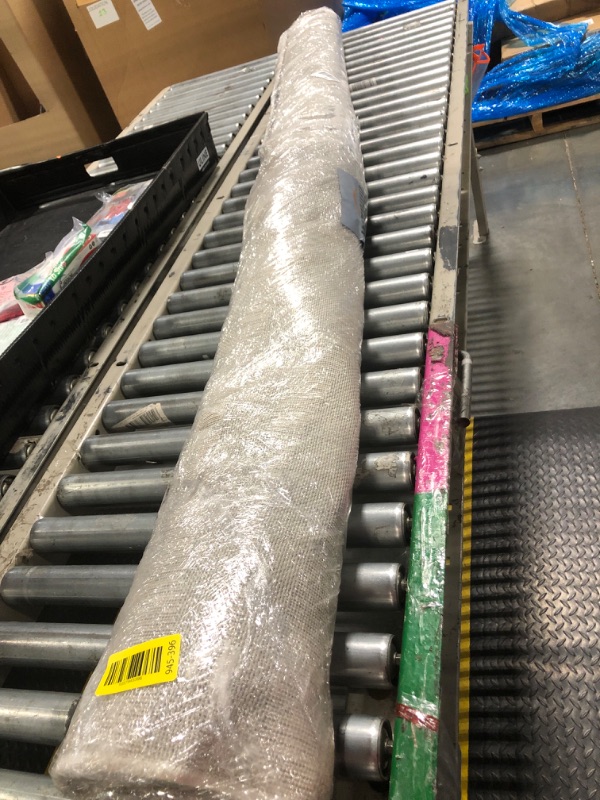 Photo 1 of ** USED** JONATHAN Y Maribo High-Low Abstract Striped Indoor/Outdoor Area Rug, Contemporary, Modern, Vintage, Bohemian for Bedroom,Kitchen,Living Room,Non Shedding,Easy-Washing, Cream, 8x10 (SCN103A-8)