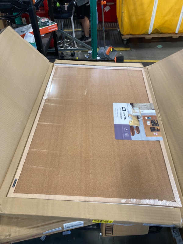 Photo 1 of ** FACTORY SEALED**
Quartet 23" x 35" Cork Bulletin Board Finish Frame - Oak

