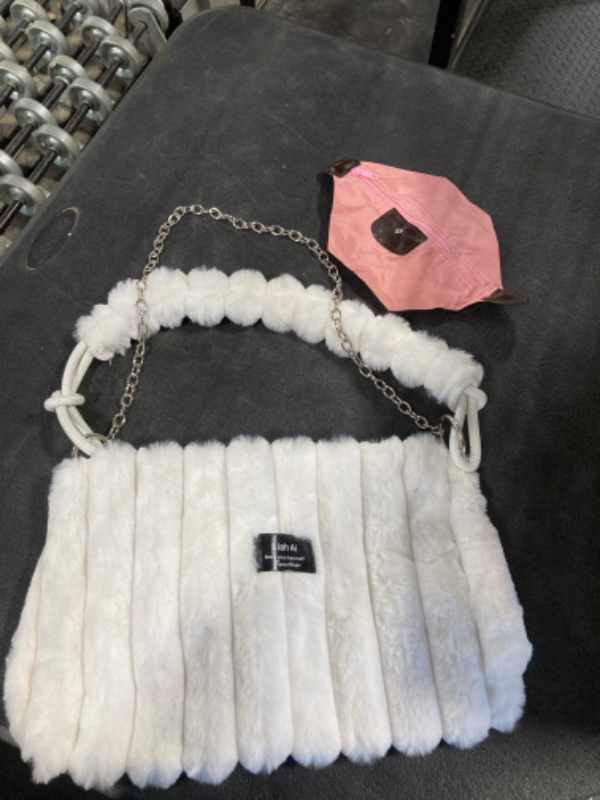 Photo 1 of ** FACTORY SEALED**
WHITE FAUX BAG WITH SILVER CHAIN