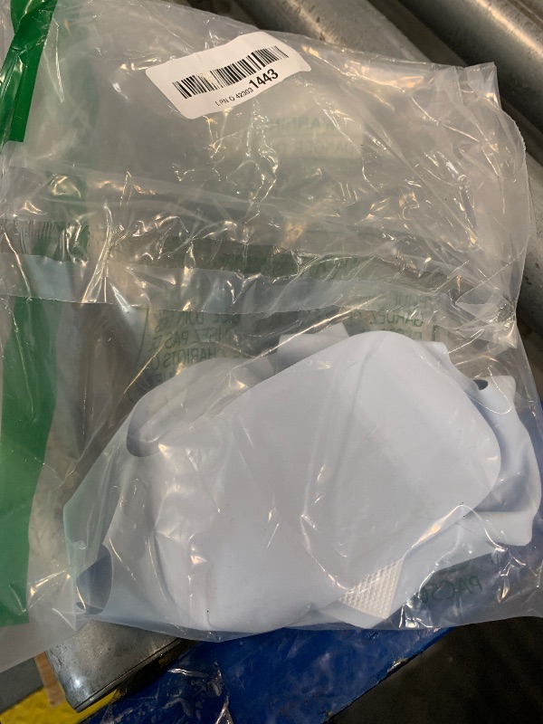 Photo 1 of *** MISSING REMOTE*** PMOTPKOM V-Shaped Face Machine Double Chin Reducer, Electric Double Chin Reducer & Face Lifting Device with 6 Modes 9 Intensity Levels