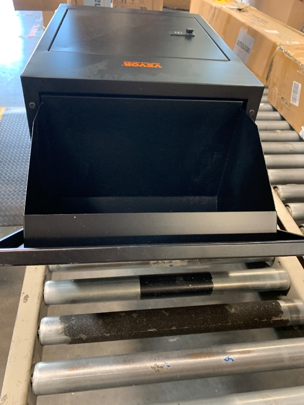 Photo 1 of *USED*
VEVOR Package Delivery Boxes for Outside, Extra Large Mailbox with Coded Lock, Galvanized Steel Wall Mounted Mailboxes 17.3"x13.8"x22.8", Anti-Theft Baffle, IPX3 Waterproof for Porch, Curbside