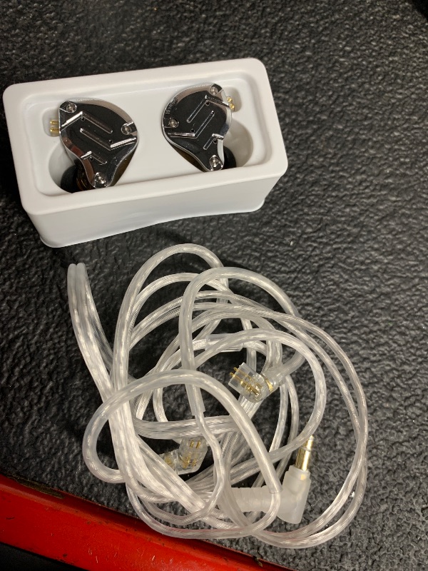 Photo 1 of (USED) Linsoul KZ ZS10 Pro, 4BA+1DD 5 Driver in Ear Monitor, HiFi Wired Earbuds, Gaming Earbuds, Hybrid IEM Earphones