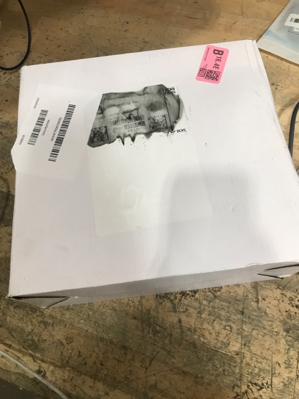 Photo 1 of ** MISSING SPRAY NOZZEL TOPS** Uineko Plastic Spray Bottle (3 Pack, 32 Oz, 3 Colors) Heavy Duty All-Purpose Empty Spraying Bottles Leak Proof Commercial Mist Water Bottle for Cleaning Solutions Plants Pet with Adjustable Nozzle