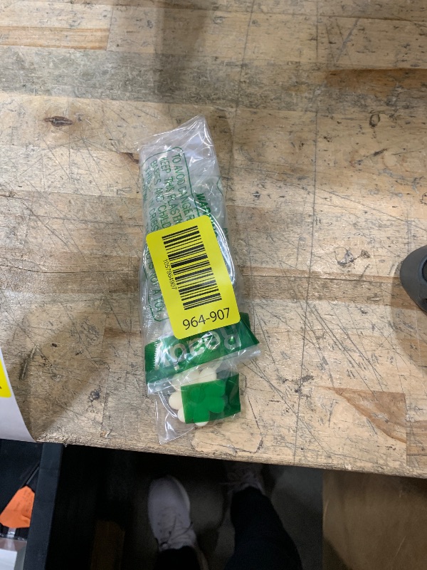 Photo 1 of 4Pcs 0.4in Diameter Cute Silicone Straw Covers Cap for Stanley Cup, Dust-Proof Drinking Straws Reusable Straws Tips Lids (6 PCS Flower Straw Covers-Off White)