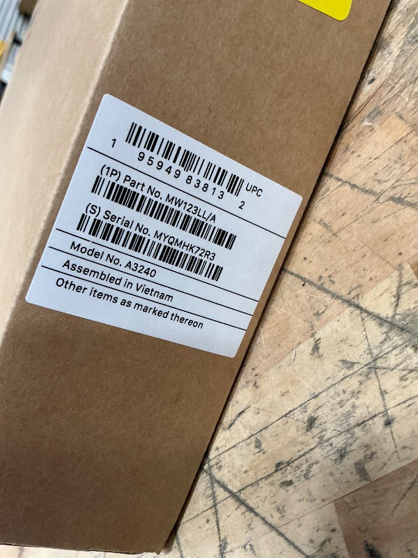 Photo 1 of *SEE PHOTOS** Apple 2025 MacBook Air 13-inch Laptop with M4 chip: Built for Apple Intelligence, 13.6-inch Liquid Retina Display, 16GB Unified Memory, 256GB SSD Storage, 12MP Center Stage Camera, Touch ID; Midnight