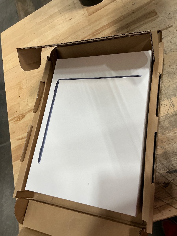 Photo 1 of *SEE PHOTOS** Apple 2025 MacBook Air 13-inch Laptop with M4 chip: Built for Apple Intelligence, 13.6-inch Liquid Retina Display, 16GB Unified Memory, 256GB SSD Storage, 12MP Center Stage Camera, Touch ID; Midnight