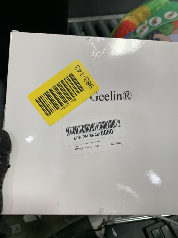 Photo 1 of Geelin 4 Pcs Foldable Fan African American Hand Fans Party Favors for Black History Month Party Summer Outdoor Games Events(Retro Black)