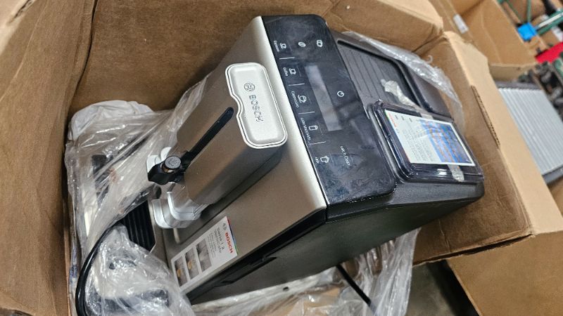 Photo 1 of ***PARTS ONLY****Bosch 300 Series Fully Automatic Espresso Machine – In-Cup Frother, OneTouch Milk Drinks, 5 Drink Options, Ceramic Grinder, Easy Clean & Descale, in Silver TIU20307