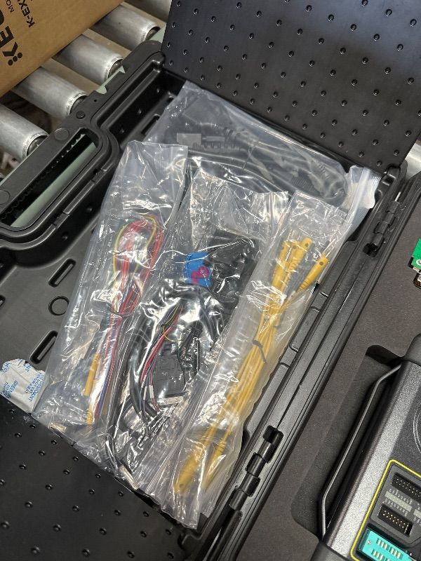 Photo 1 of LAUNCH Scanner X431 1MM* Plus Car Programmer Tool with X-PROG3 (Valued $800), Engine/Gearbox ECU Cl**é, All-In-One Diagnostic Tool, ECU Coding as X431 PAD, 39+ Services, All-System Scan, 2-Year Update