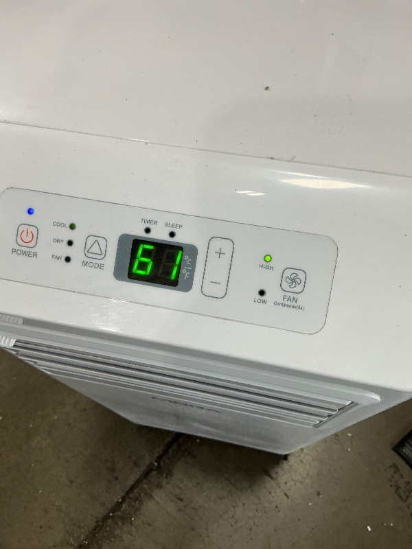 Photo 1 of **ITEM IS DAMAGED ON THE SIDE**
PARTS ONLY****

Mora PC05R25A Portable Air Conditioner, 5,000 BTU, White